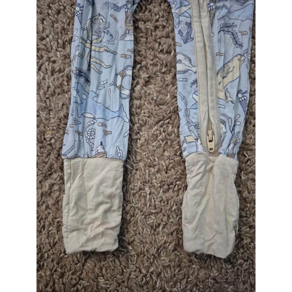 Angel dear bamboo zippy size 3-6 months